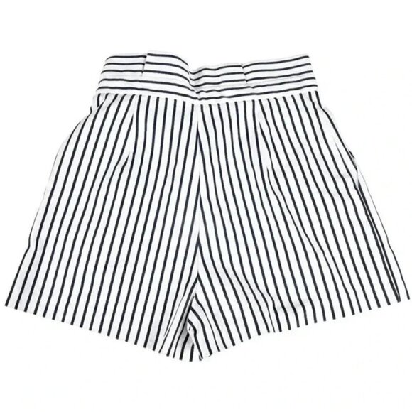 Zara Paper Bag Tie Short Waist Bow High Waist Pleated White Black Small - Picture 4 of 5